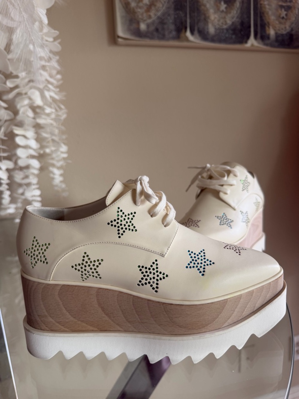 Stella McCartney Cream Platform Lace-Up Oxfords with Multicolor Star Cutouts